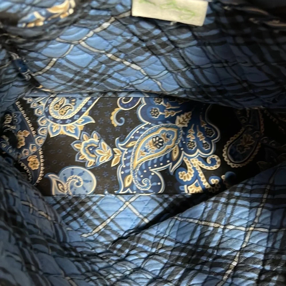 Vera Bradley quilted tote - Picture 5 of 6